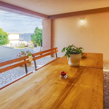 2 Bedroom Awesome Apartment In Mali Rat Sumpetar Eksteriør bilde